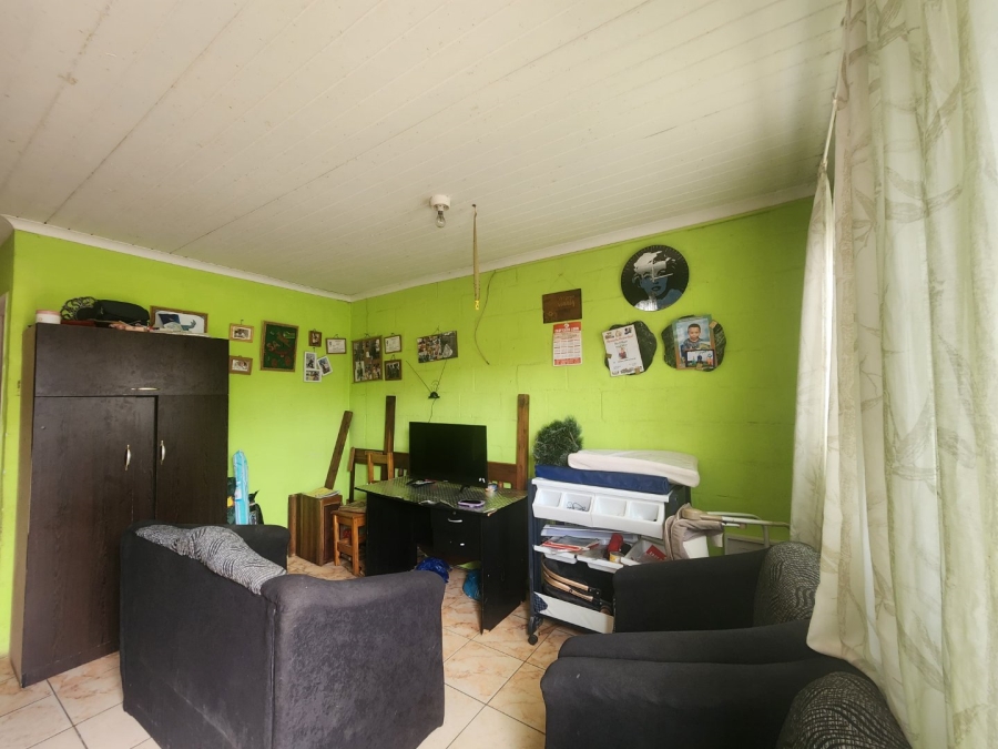 2 Bedroom Property for Sale in Pacaltsdorp Western Cape